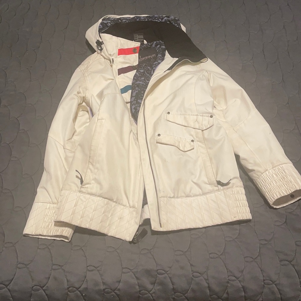 Obermeyer women’s white ski jacket size 8
